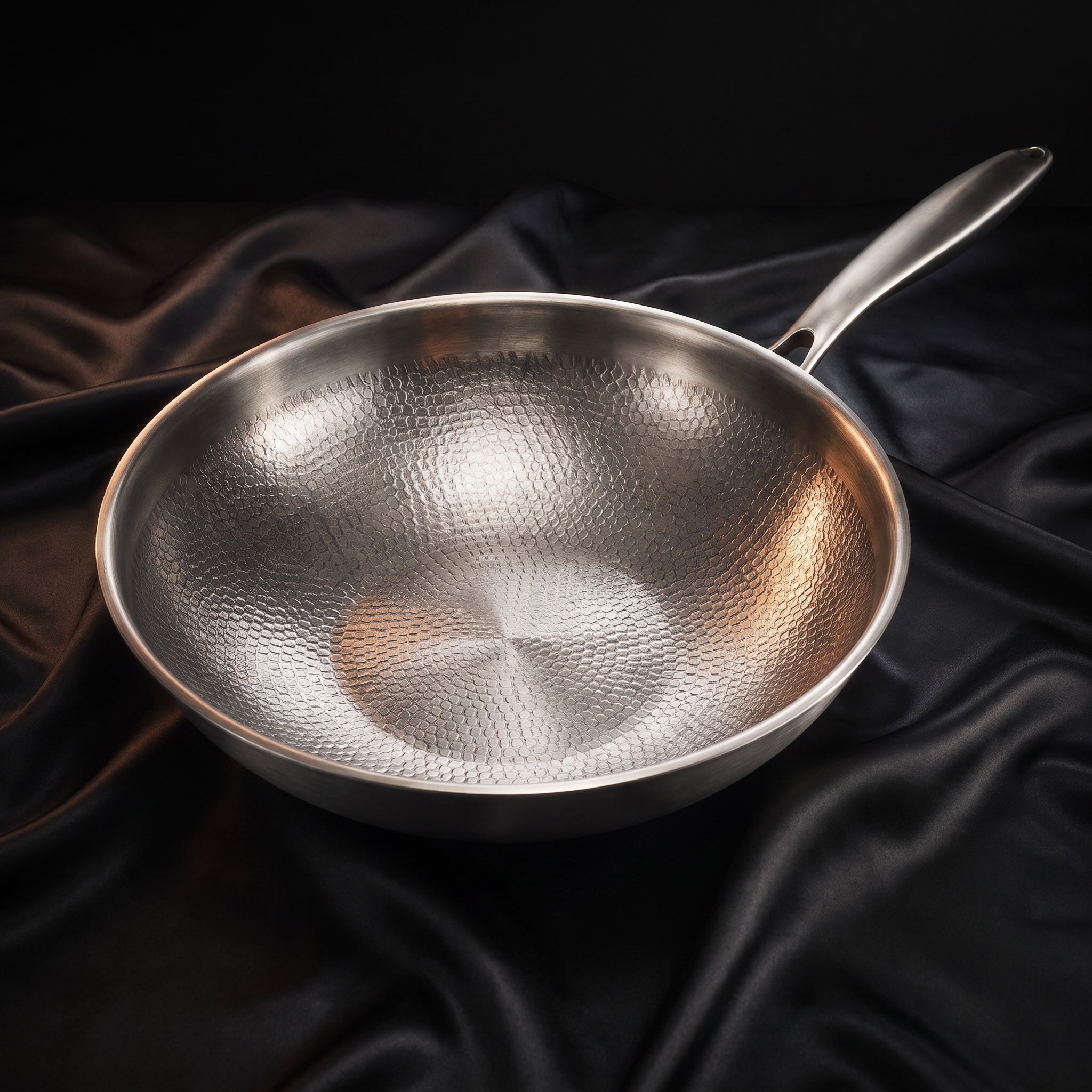 Hand-Hammered Titanium Wok Pan with Flat Base