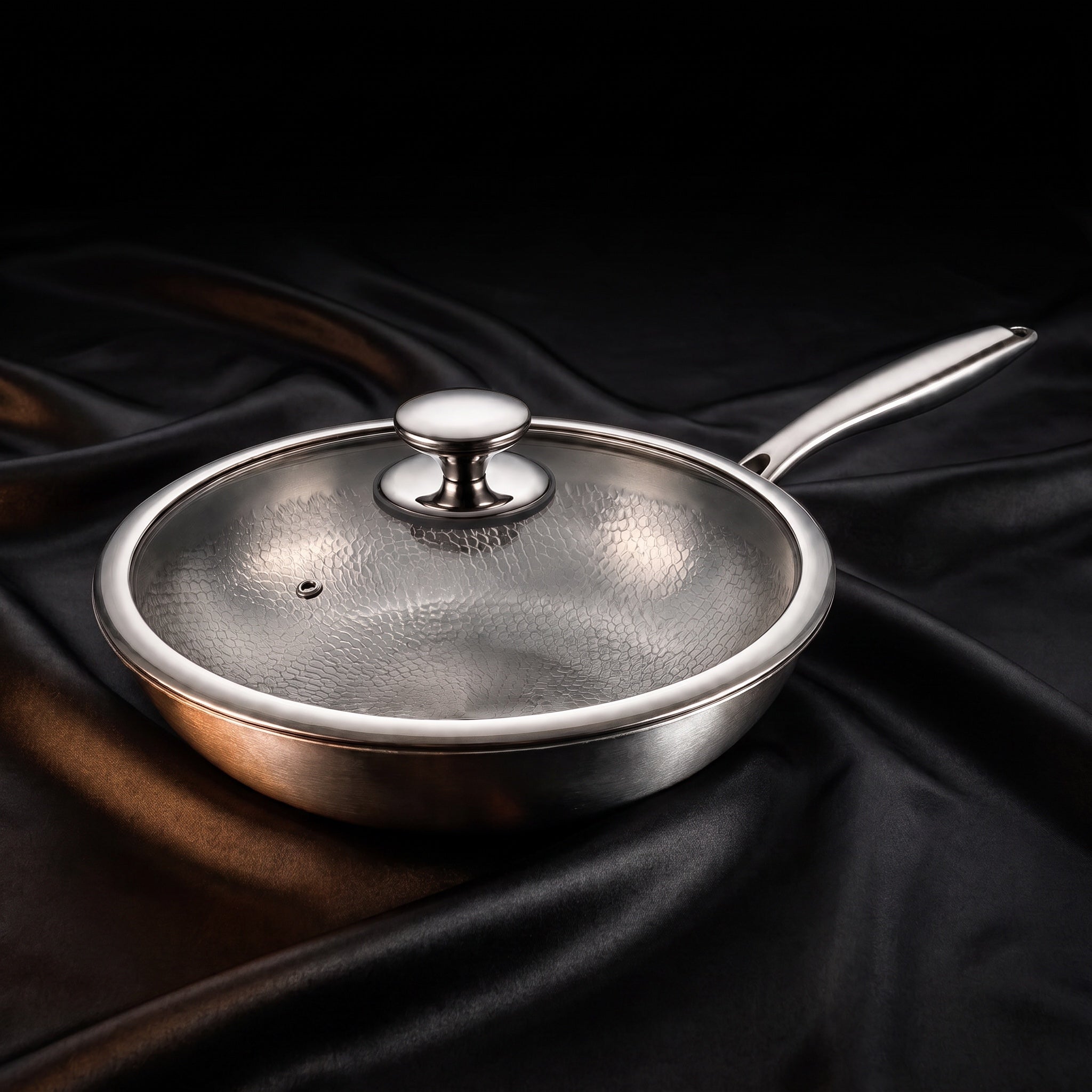 Hand-Hammered Titanium Wok Pan with Flat Base