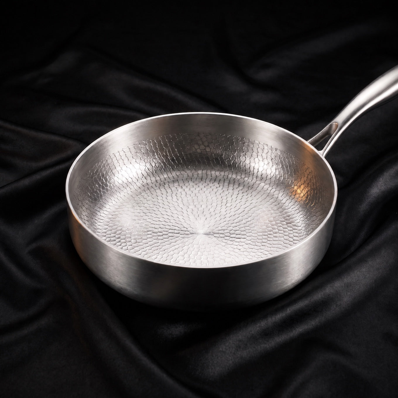 Hand-Hammered High-Wall Titanium Pan