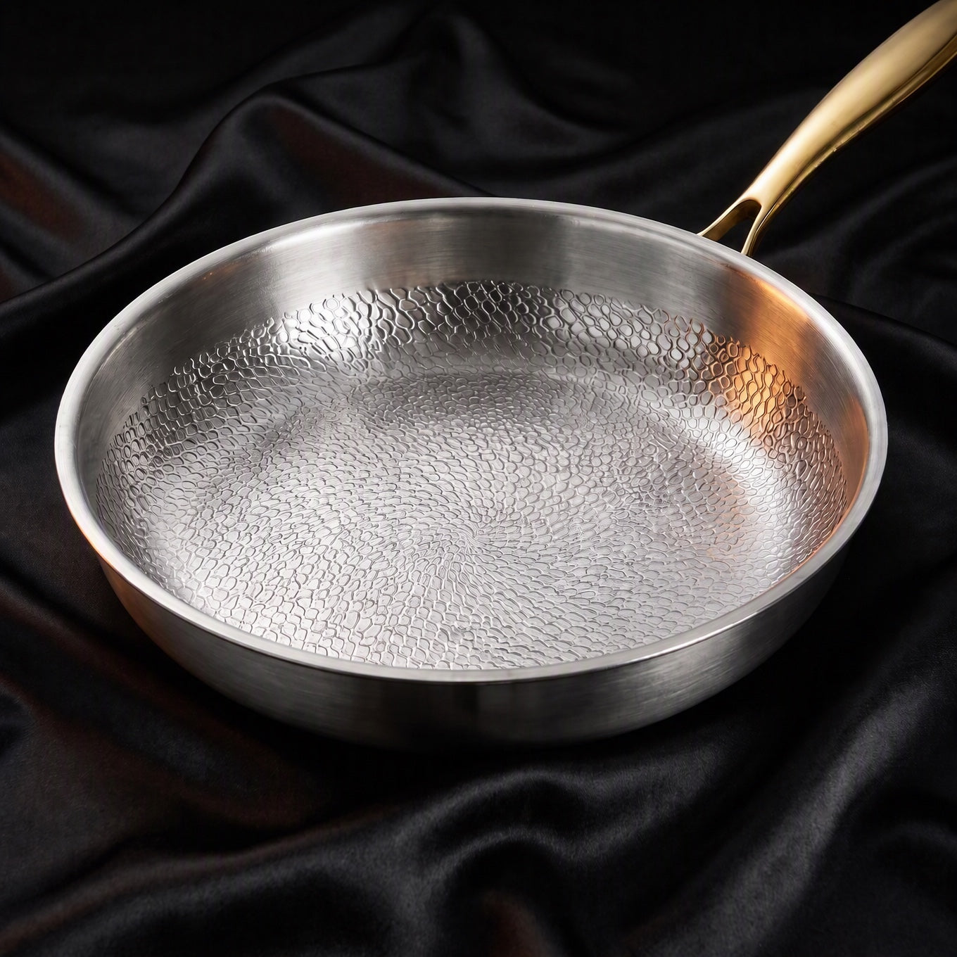 Pure Safe Titanium HammerCraft Pan