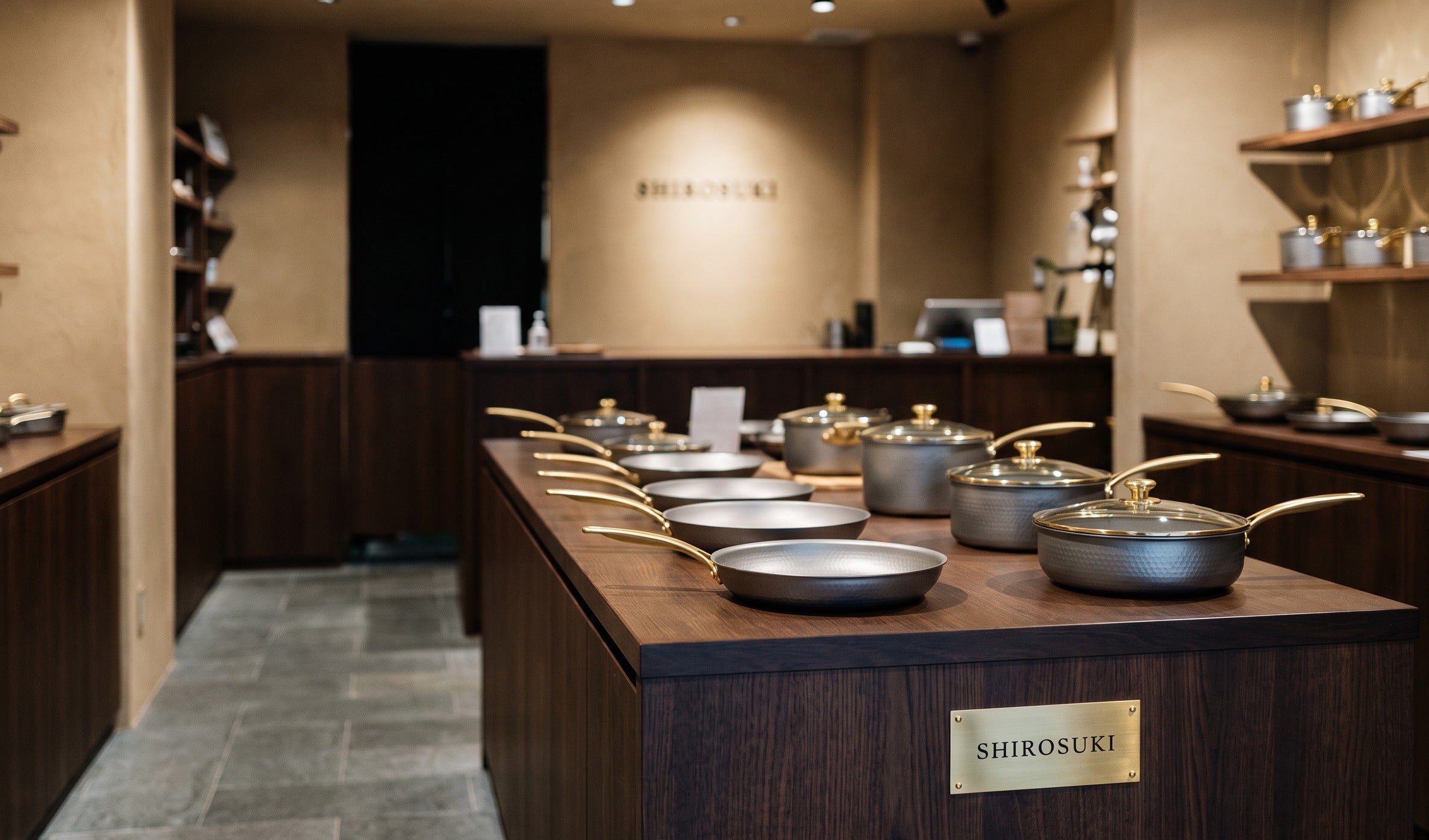 SHIROSUKI titanium cookware boutique interior